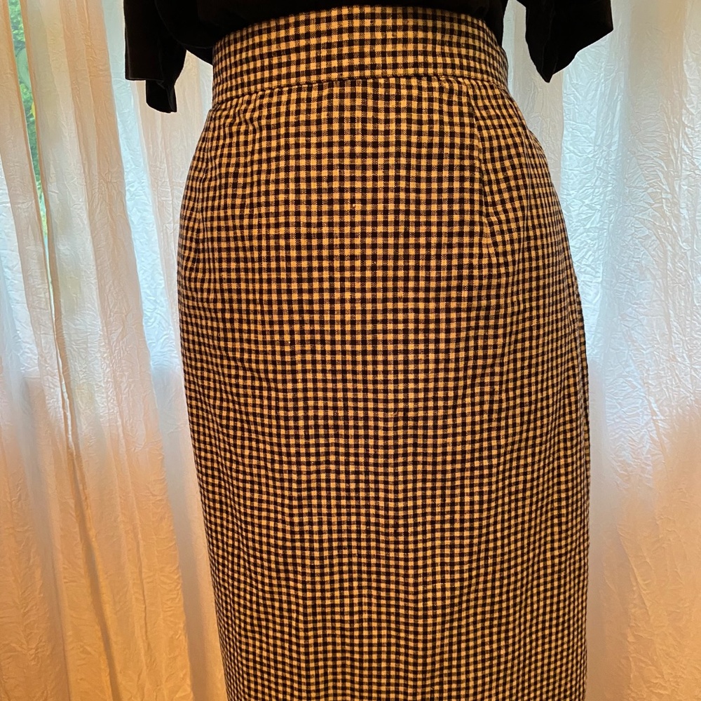 Pencil skirt